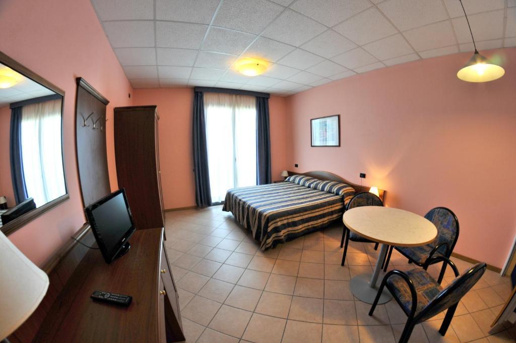 Happy Camping Village Bellaria-Igea Marina Cameră foto