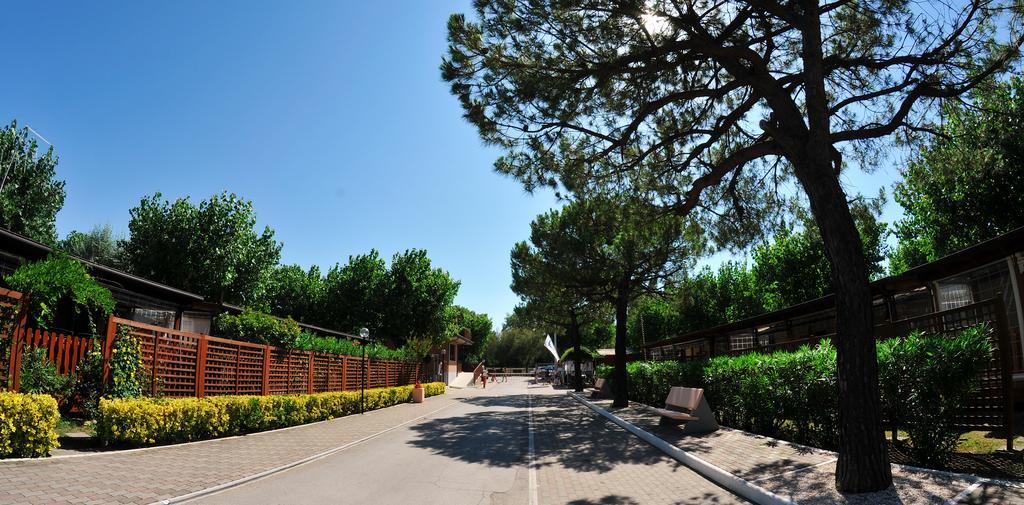 Happy Camping Village Bellaria-Igea Marina Exterior foto